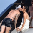 Victoria in David Beckham zasačena med intimnimi trenutki na jahti