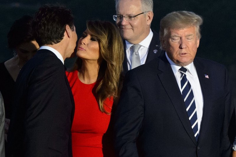 Slika, o kateri se govori: Melania Trump je Justina Trudeauja pozdravila nadvse prisrčno (foto: Profimedia)