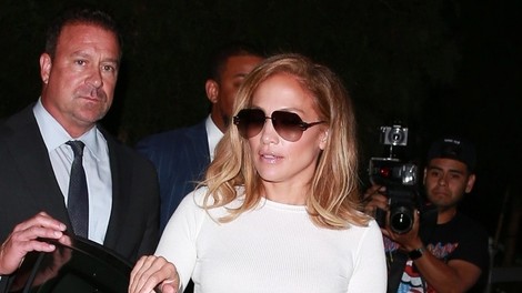 Jennifer Lopez razkrila, da je bila žrtev spolnega nadlegovanja
