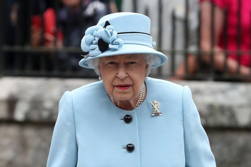 Britanska kraljica nikoli ne obuje novih čevljev, dokler niso razhojeni! (foto: Profimedia)