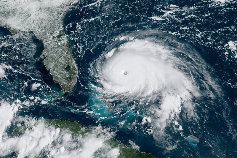 Zaradi orkana Dorian odredili evakuacijo obale Južne Karoline (foto: profimedia)