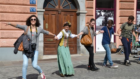 Ana Monro novo sezono začenja z Ljubljanskimi zgodbami