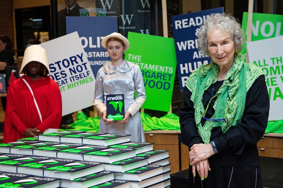 Nadaljevanje Dekline zgodbe pisateljice Margaret Atwood že v prodaji (foto: profimedia)