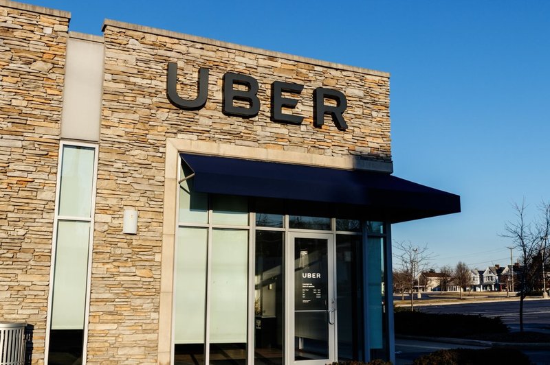 Uber v zasledovanju dobička odpušča 435 ljudi (foto: profimedia)