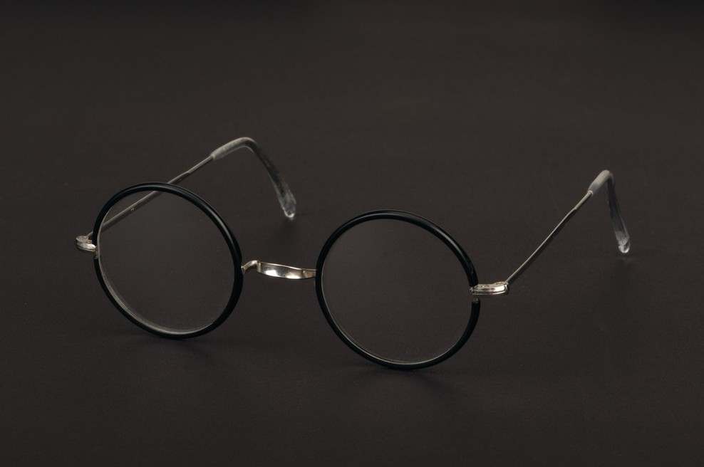 Na dražbo čelada Dartha Vaderja in očala Harryja Potterja (foto: profimedia)