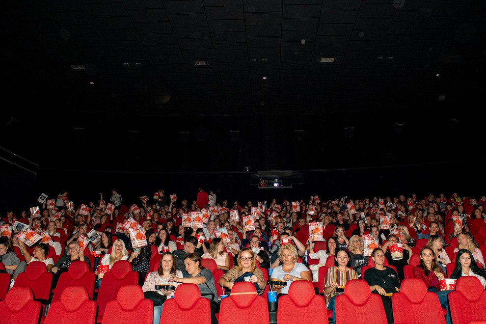 Prevarantke na Wall Streetu na Ladies night  napolnile dvorane v Cineplexxu