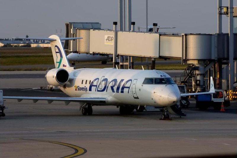 Kako do 600 evrov odškodnine zaradi zamude leta Adria Airways? (foto: profimedia)