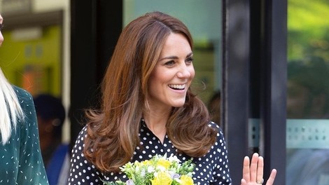 Kate Middleton je očarala s čudovito obleko in uhani princese Diane
