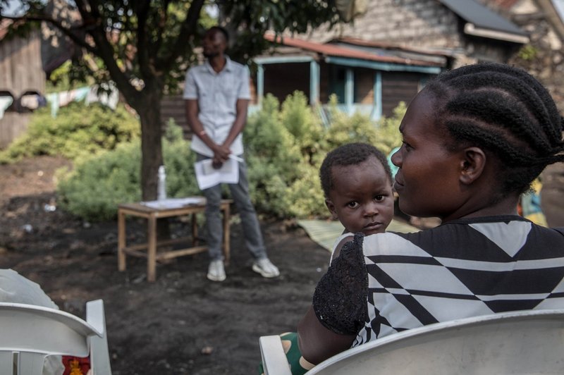 V Kongu še z drugim cepivom proti eboli (foto: profimedia)