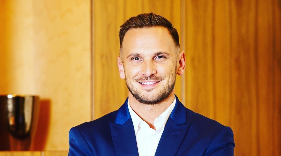 Je to najlepši župan v Sloveniji, ki se je iz priljubljenega boybanda zavihtel kar na županski stolček?! (foto: Instagram)