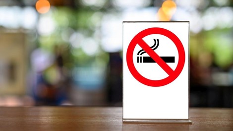 V Avstriji od danes velja prepoved kajenja v gostinskih lokalih
