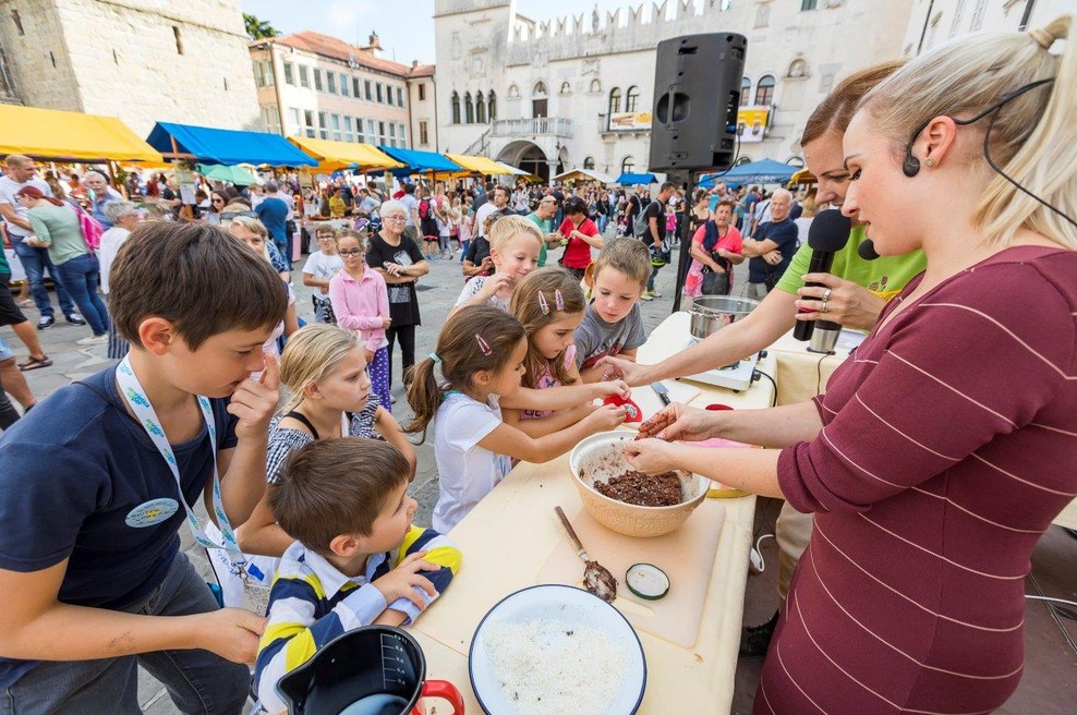V Kopru je dišalo po sladkem (foto: Turistična organizacija Koper)