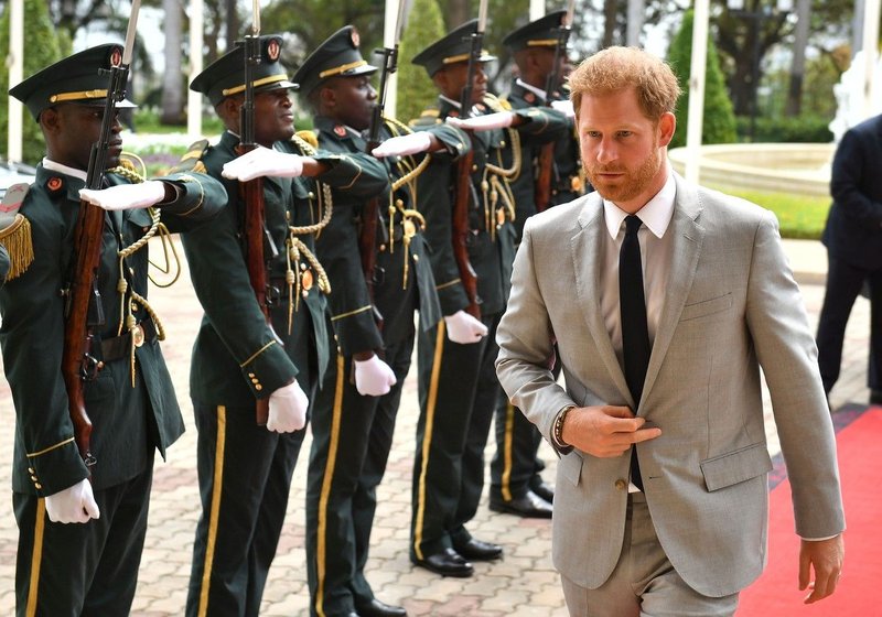 Princ Harry turnejo po Afriki nadaljuje v Malaviju (foto: Profimedia)