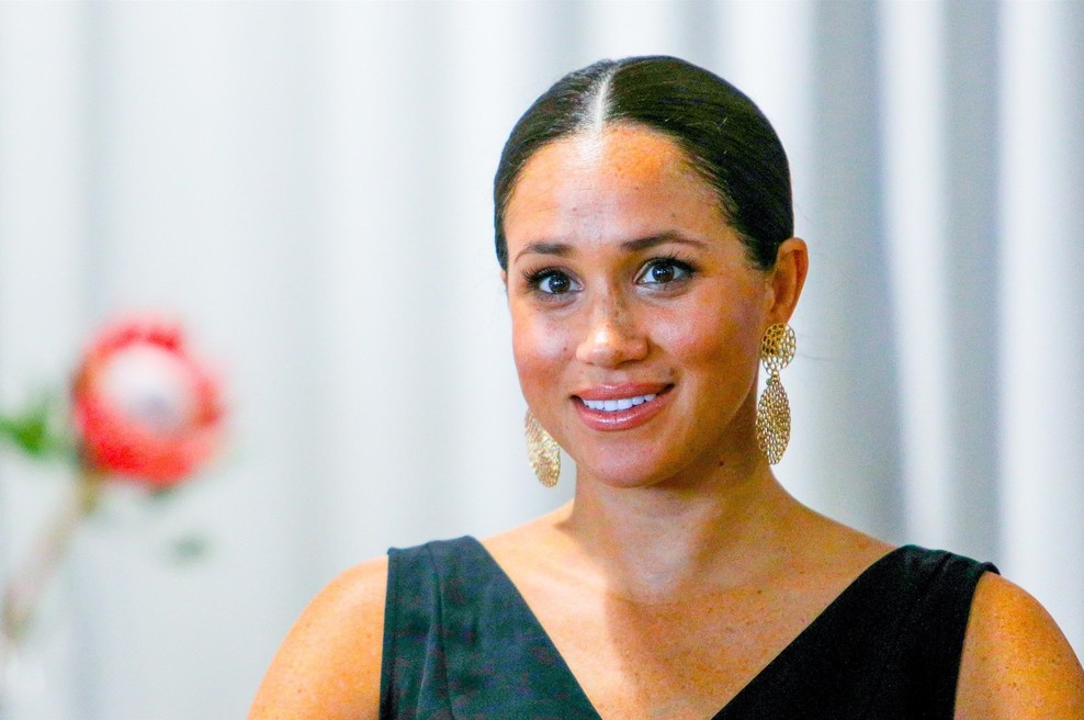 Meghan Markle je bila malce nerodna in na prisrčen način prekršila protokol (foto: Profimedia)