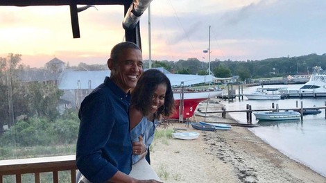 Michelle in Barack Obama z ganljivima fotografijama ob obletnici poroke