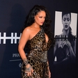 Rihanna presenetila sledilce: Objavila je sliko, na kateri je brez trohice šminke!