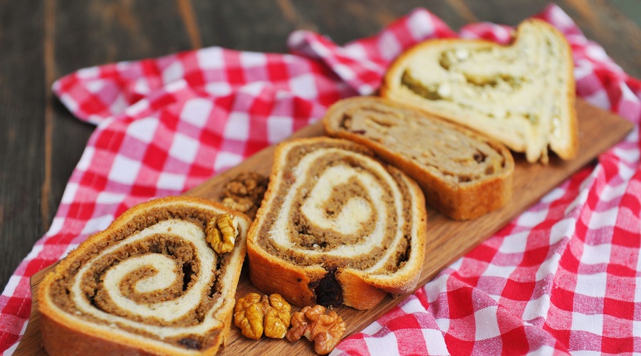 Orehova potica s kandirano pomarančo (foto: Shutterstock)