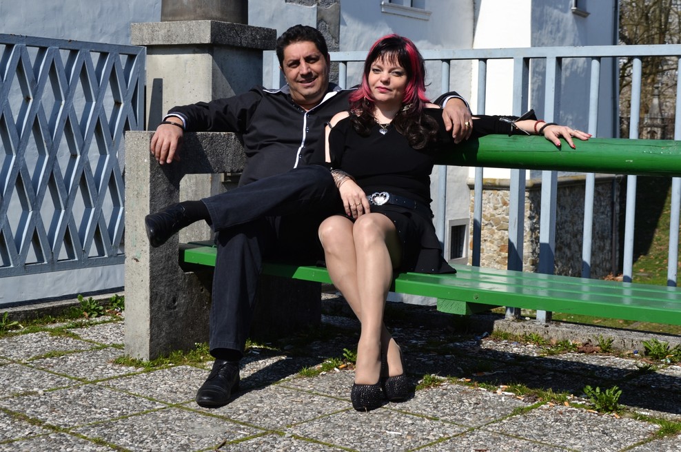 Saša in Nataša si pozornot izkažeta vsak dan, ne le na valentinovo (foto: Promo foto)