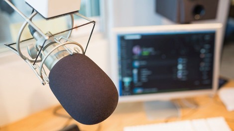 Omejitev glede deleža slovenske glasbe na zasebnih radijskih postajah ni več
