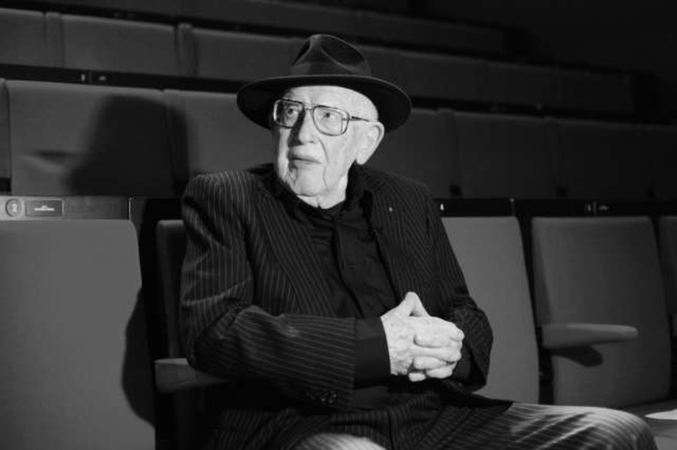 Zagreb: Poslovil se je z oskarjema nagrajeni filmski umetnik Branko Lustig (foto: Daniel Novakovič/STA)