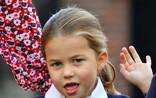 Princ George in princesa Charlotte se še nekaj časa ne bosta vrnila v šolo