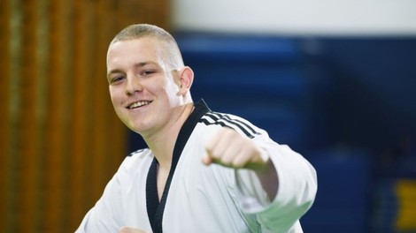 Državni prvak v taekwondoju z izrednim občutkom za soljudi želi postati fizioterapevt