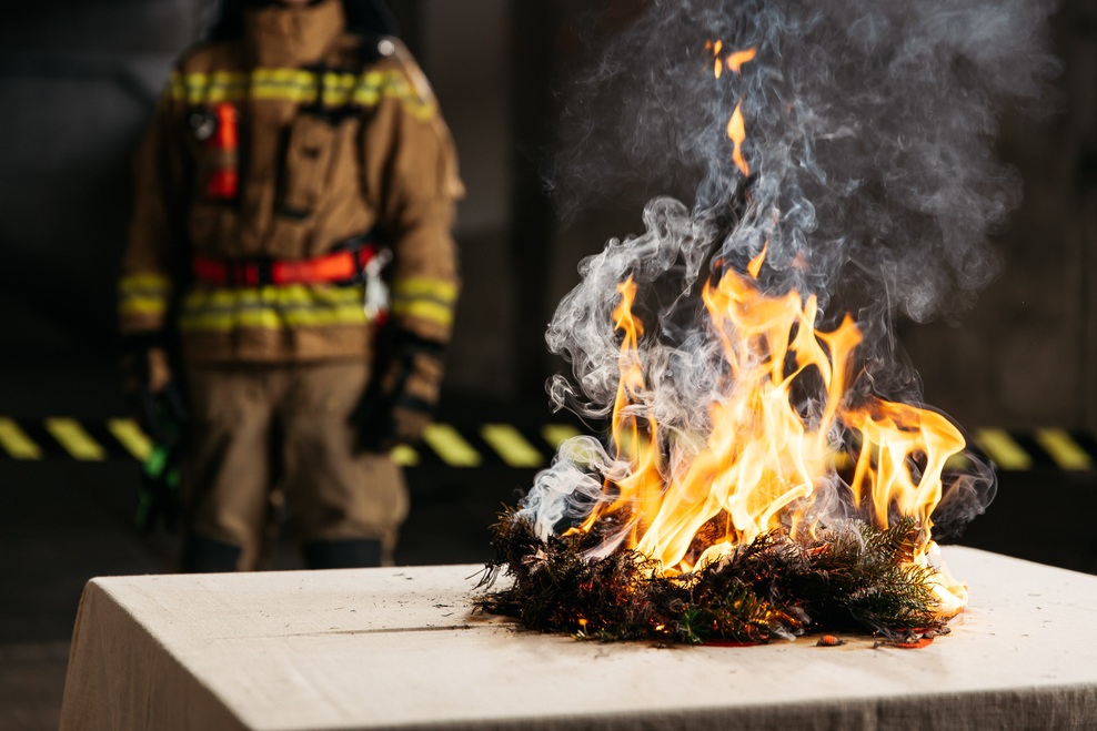 Ko zagori adventni venček: od praznovanja do katastrofe (foto: promocijski material)