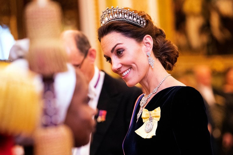 Kate Middleton se je s to čudovito tiaro znova poklonila princesi Diani (foto: Profimedia)