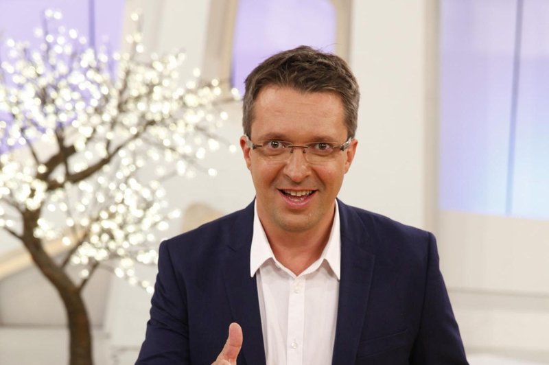 Andrej Hofer ne bo vodil Evrovizije! Je za vse kriv ta sporen komentar, ki ga izrekel voditelj! (foto: Helena Kermelj)