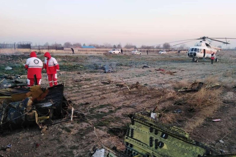 Iran: Strmoglavilo ukrajinsko letalo z najmanj 170 ljudmi na krovu (foto: STA)