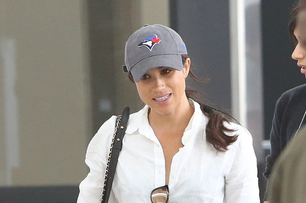 Meghan Markle nekoč nosila strgane kavbojke, prizor, ki bi ga utegnili spet videti (foto: Profimedia)