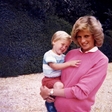 Princesa Diana še buri duhove: Hotela se je preseliti v Ameriko, a to je naredil njen sin Harry