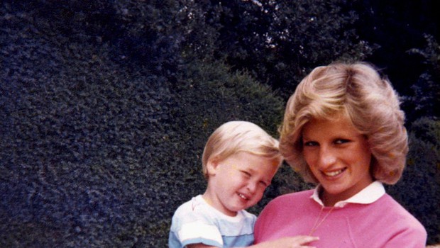 Princesa Diana je imela izjemen smisel za humor, kar je princ William kot otrok še kako začutil na svoji koži (foto: Profimedia)