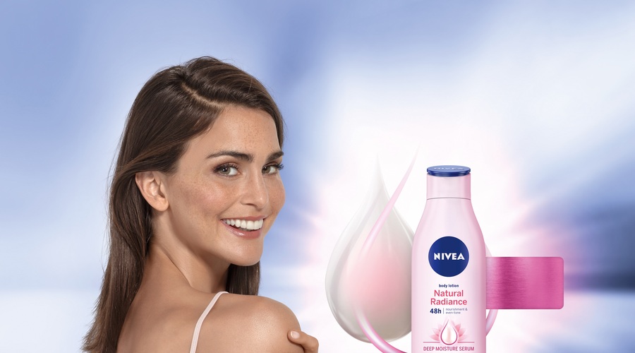 Naravno sijoča koža vsak dan v letu: Losjon za telo NIVEA Natural Radiance (foto: Promocijsko gradivo)