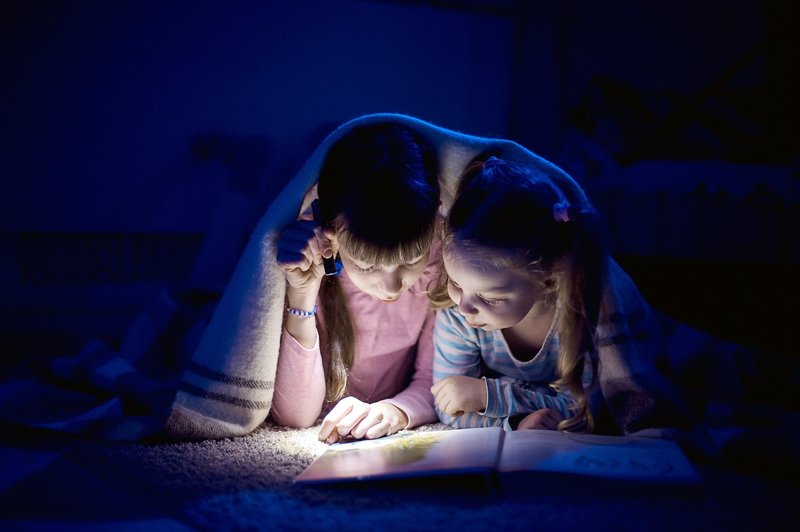 Karen Wallace: Angeli za lahko noč (otrokom od 4. do 8. let) (foto: profimedia)