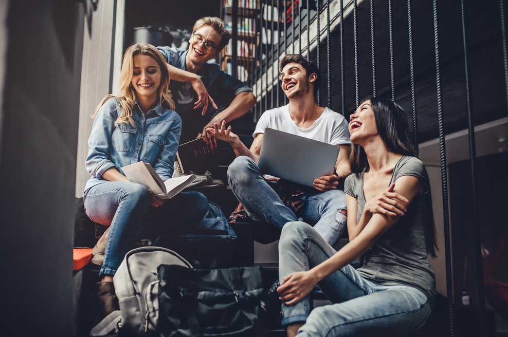 Poglejte si, kako Hud Job na vas čaka  na Cosmopolitanu! #HudJob7 (foto: Shutterstock)