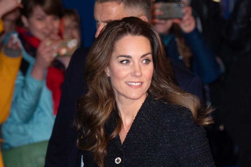 Čeveljci Kate Middleton, ki so v hipu postali modni hit po vsem svetu (foto: Profimedia)