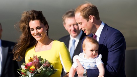 Britanski mediji trdijo, da je Kate Middleton še četrtič noseča in da pod srcem nosi dvojčke