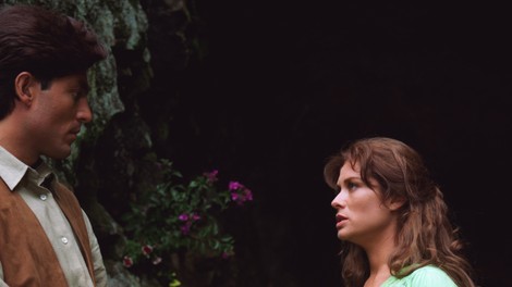 Od zasvojenosti do novega začetka: Slovenci so jo nekoč oboževali, danes pa se z znano igralko dogaja to