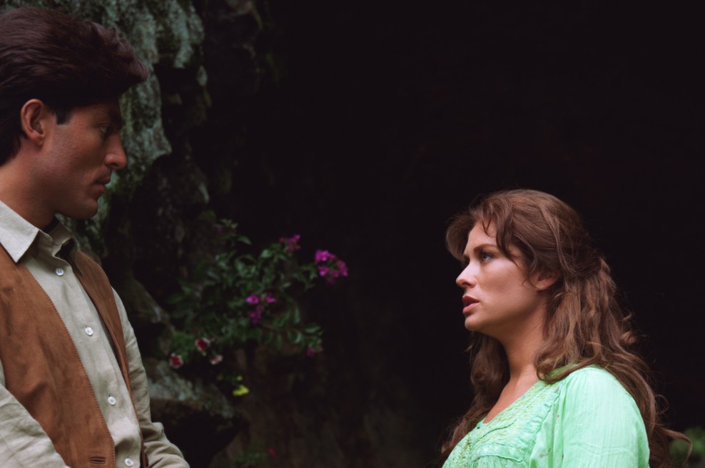 Od zasvojenosti do novega začetka: Slovenci so jo nekoč oboževali, danes pa se z znano igralko dogaja to (foto: Planet TV)