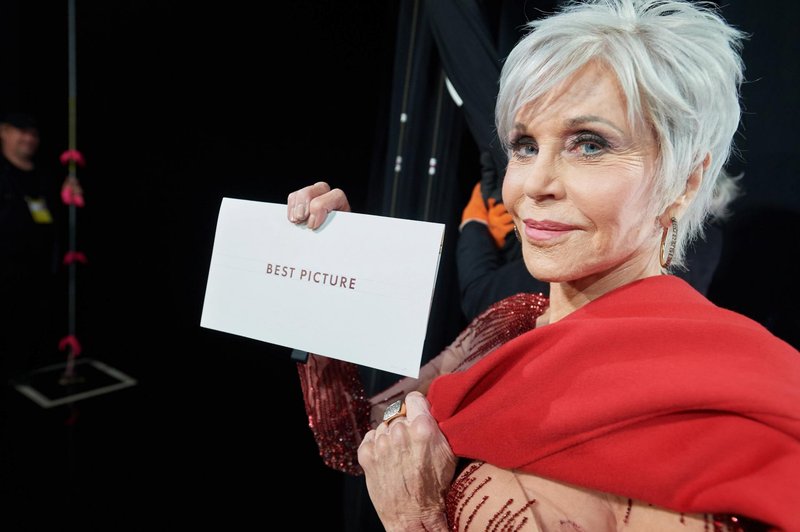 Jane Fonda na letošnji podelitvi oskarjev. (foto: Richard Harbaugh/Picturelux/Profimedia)