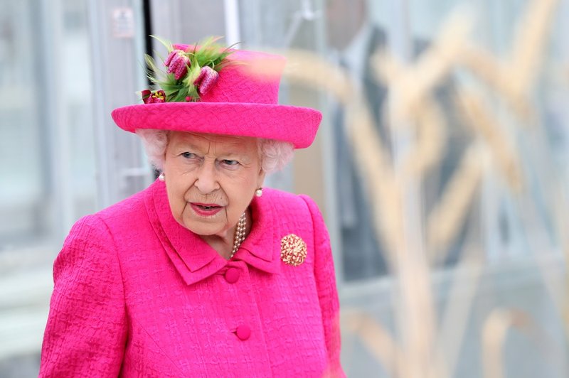 Kraljica Elizabeta II. bo nekatere člane družine udarila po žepu, razkošnega življenja je očitno konec (foto: Profimedia)