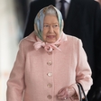 Kraljica Elizabeta II. bo morala biti skromnejša, ne bo več šlo tako kot prej