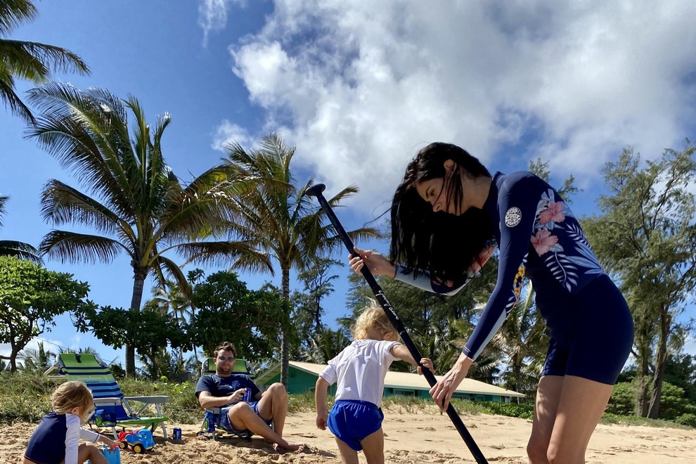 Ivjana je velika ljubiteljica vodnih športov, na Havajih seveda ne gre brez deskanja.