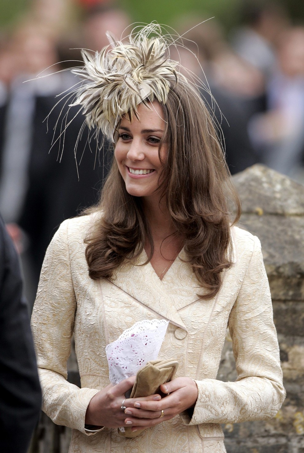 Kate na poroki od Laure Parker-Bowles in Harryja Lopesa.