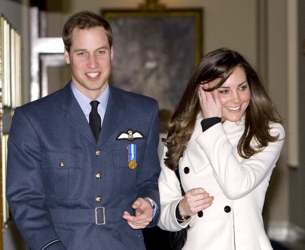 Kate s princem Williamom, ko je diplomiral na Central Flying School v Lincolnshiru.
