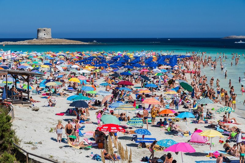 Tudi vi na hrvaških plažah počnete TO? No, odslej raje ne, saj so Hrvati sklenili strogo ukrepati! (foto: Profimedia)