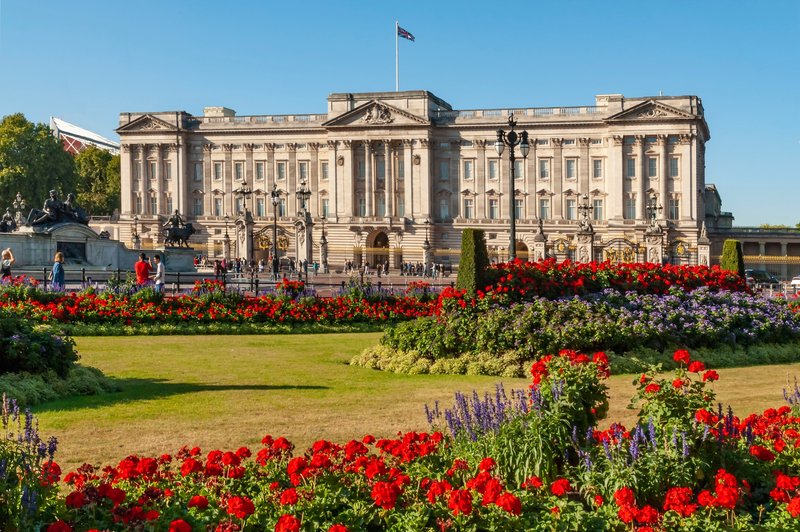 Ogled Buckinghamske palače letos ne bo možen zaradi koronavirusa (foto: Profimedia)