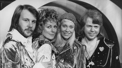 Benny Andersson, Anni-Frid Lyngstad; Agnetha Fältskog in Björn Ulvaeus leta 1974 na Evrosongu, ko se je začel njihov uspeh.