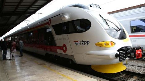 Hrvaškim železnicam nepovratna sredstva za nakup 21 novih vlakov